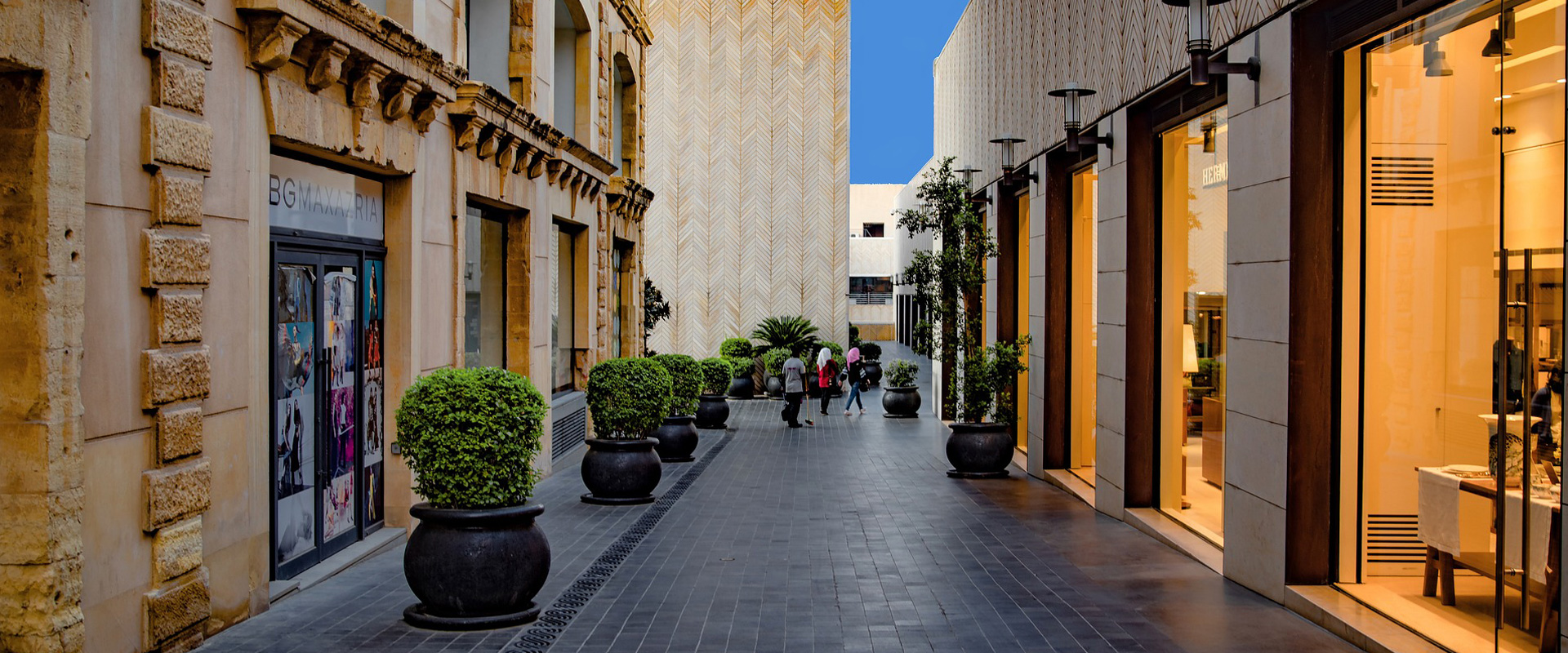 Curtain walling, or facade glazing, enables the use of glass and aluminium for larger installations and greater spans. Infinitely flexible in size and capability, it’s used where general aluminium windows are not possible due to their maximum sizes.